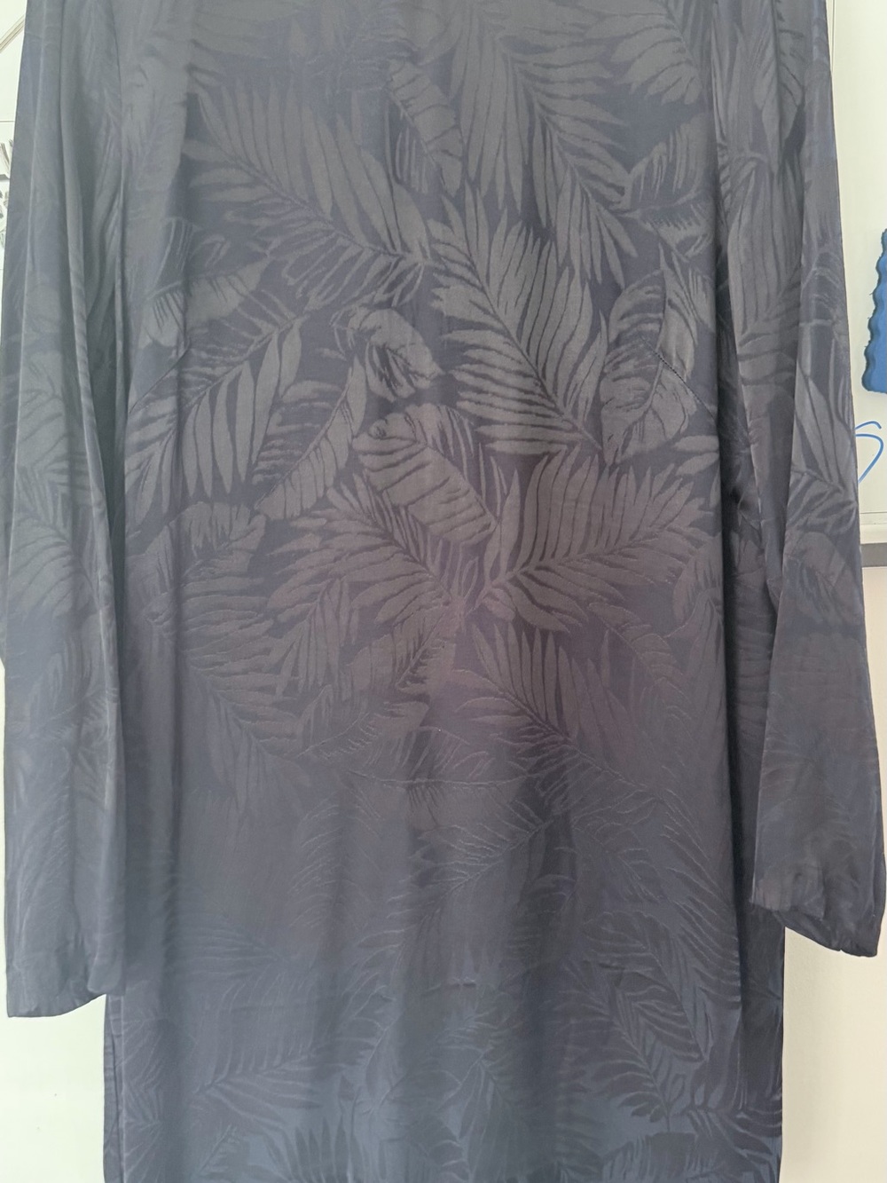 H&M Men's Long Sleeve Shirt in Charcoal Leaf Jacquard